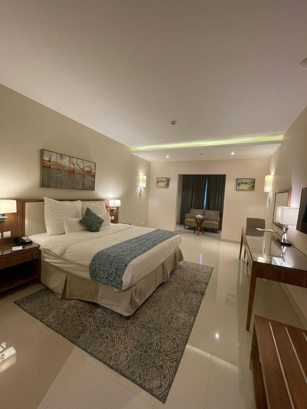 Best Western Plus Бурайда Екстериор снимка