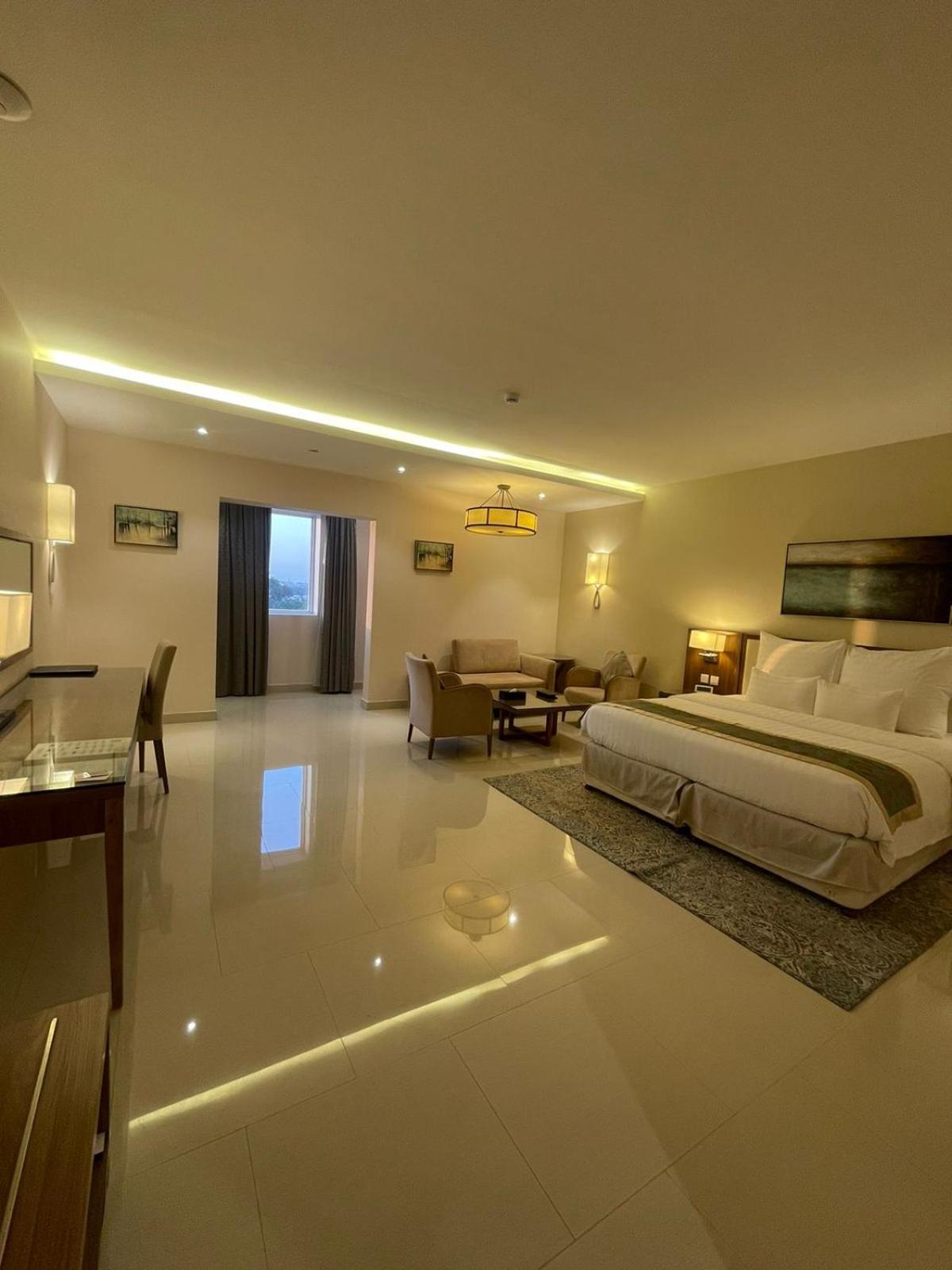 Best Western Plus Бурайда Екстериор снимка