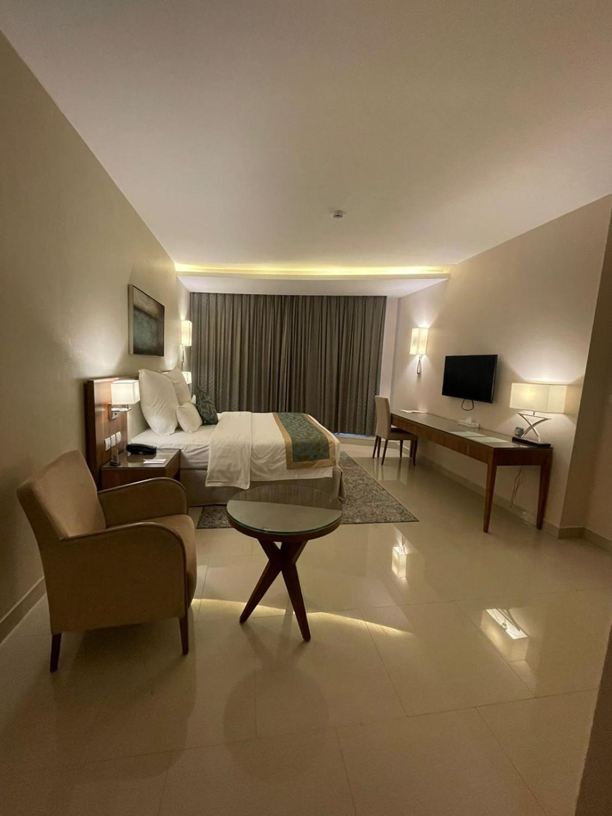 Best Western Plus Бурайда Екстериор снимка